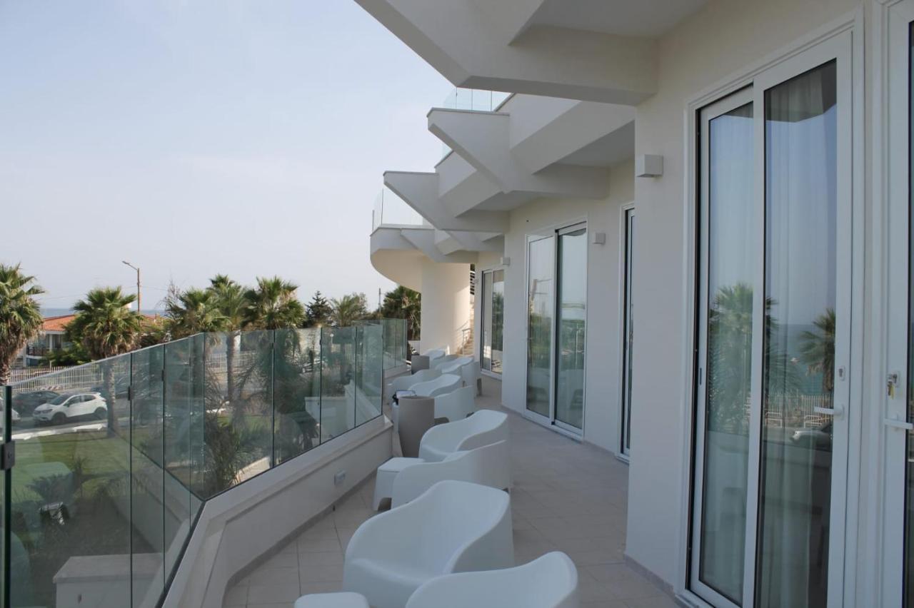 Jonium Hotel - Amazing Sea View And Swimming Pool ปุลซาโน ภายนอก รูปภาพ