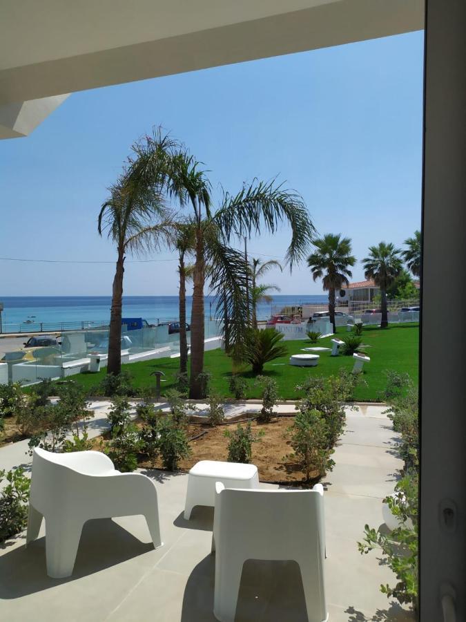 Jonium Hotel - Amazing Sea View And Swimming Pool ปุลซาโน ภายนอก รูปภาพ