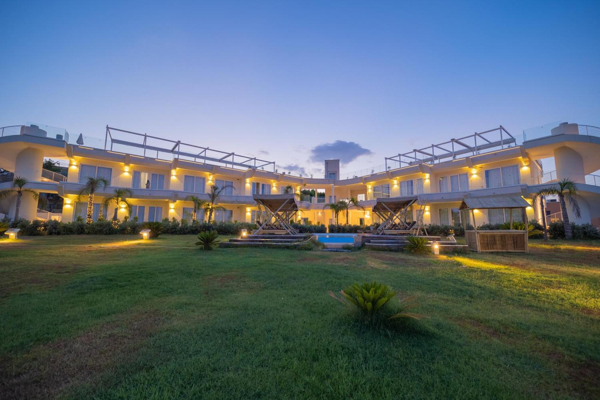Jonium Hotel - Amazing Sea View And Swimming Pool ปุลซาโน ภายนอก รูปภาพ